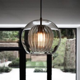 Lampe suspendue moderne en verre à tête unique
