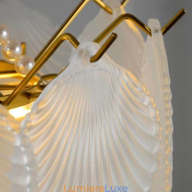 Suspension européenne en verre style post-moderne à coquilles Saint-Jacques