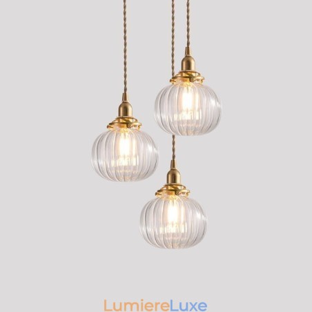 Suspension en verre transparent, ronde et nervurée, en forme de citrouille, 1 lumière Suspension en verre transparent, ronde et nervurée, en forme de citrouille, 1 lumière
