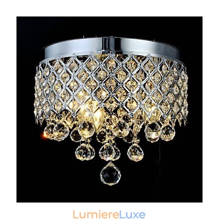 Plafonnier traditionnel classique en métal chromé et cristal Plafonnier traditionnel classique en métal chromé et cristal
