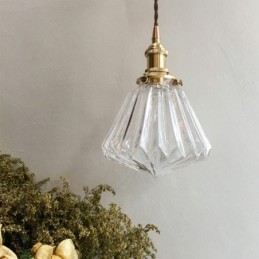 Suspension en verre strié transparent à motif diamant