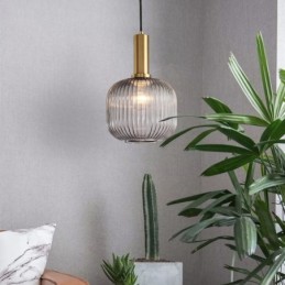 Suspension en verre strié avec support en laiton