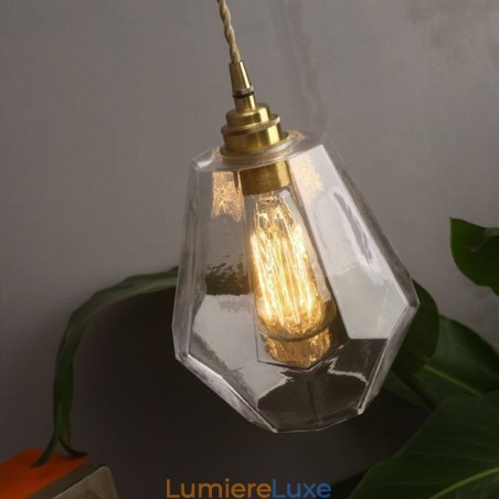 Lampe suspendue rétro nordique en laiton et verre, éclairage domestique en forme de tour Lampe suspendue rétro nordique en laiton et verre, éclairage domestique en forme de tour