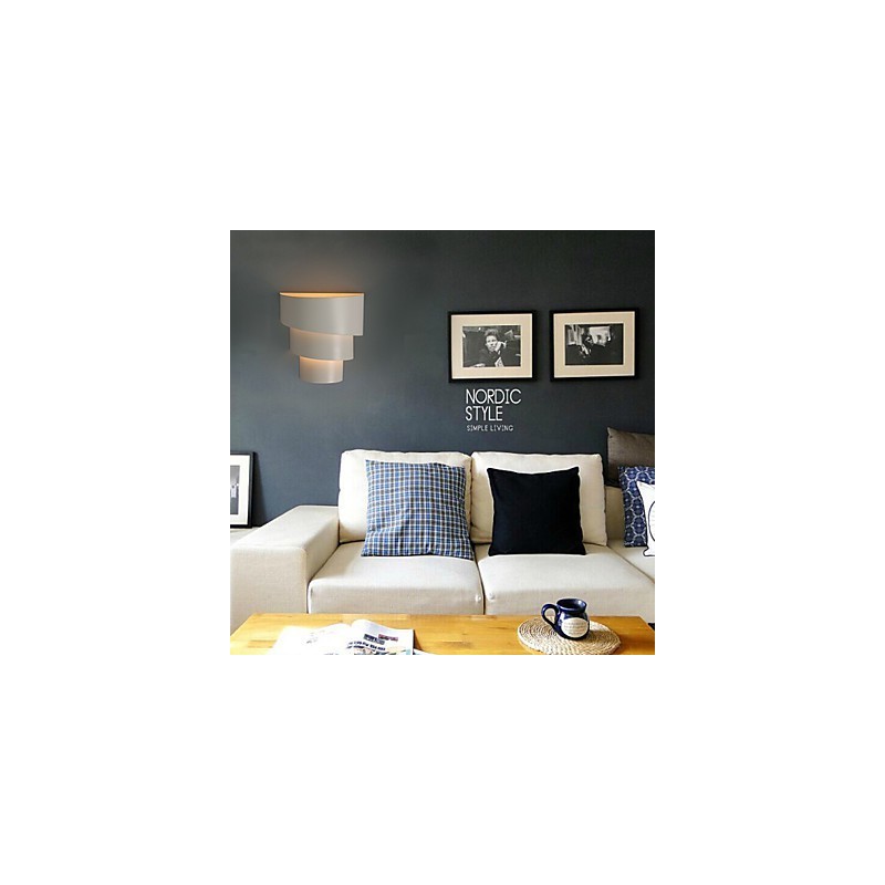 Petite lampe murale en forme de conque, torche en fer forgé, en forme de tête de lit