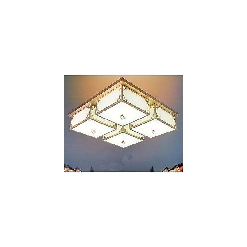 Une lampe de style chinois en fer pour un éclairage d'ambiance