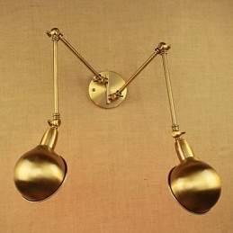 Le nouveau bronze nostalgique moderne rural campagne allée salon lumière chaude tête long bras de fer mur