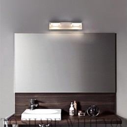 Éclairage de salle de bain moderne contemporain en métal