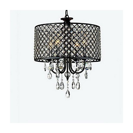 Lustre traditionnel classique en cristal et métal chromé Lustre traditionnel classique en cristal et métal chromé