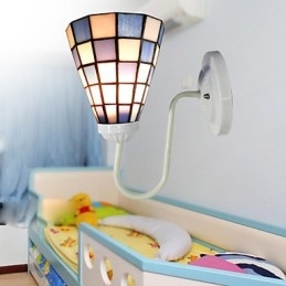 Applique murale contemporaine en vitrail de 15 cm, style contracté, avec des carrés bleus et blancs.