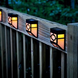 Lampe de terrasse murale solaire jaune chaud à 2 lanternes