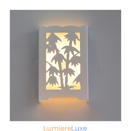 Applique murale en bambou blanche moderne et créative avec motifs sculptés sur boiseries Applique murale en bambou blanche moderne et créative avec motifs sculptés sur boiseries