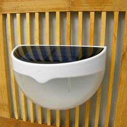 La nouvelle lampe murale solaire à contrôle sonore et lumineux pour jardin, clôture, villa