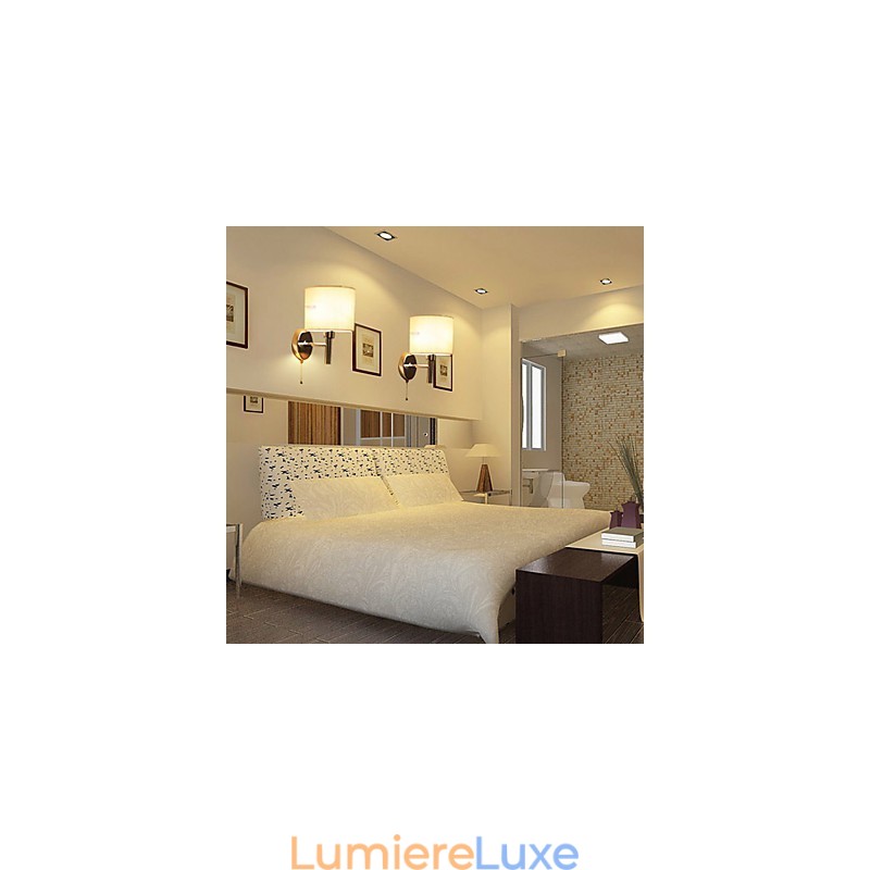 Applique murale élégante en métal et tissu avec 1 lumière en forme de cylindre blanc