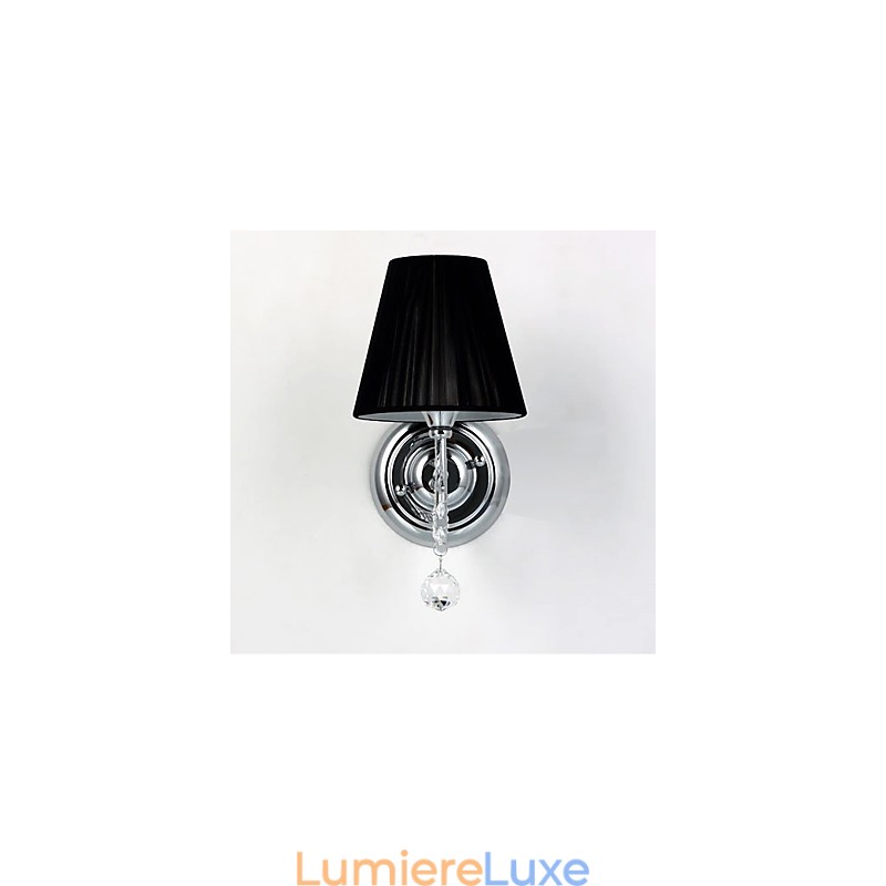 Applique murale contemporaine avec abat-jour en tissu et bras style lustre en cristal