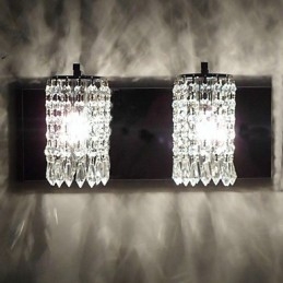 Applique murale moderne avec pendentifs en cristal et 2 lumières en chrome poli
