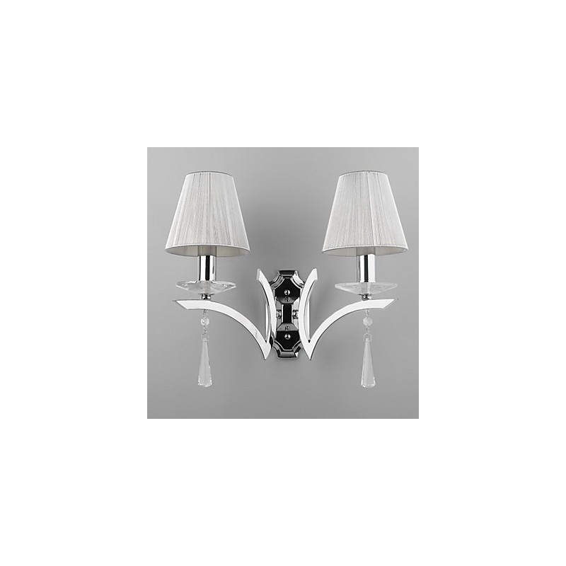 Applique murale élégante avec 2 lumières décorées de gouttes de cristal