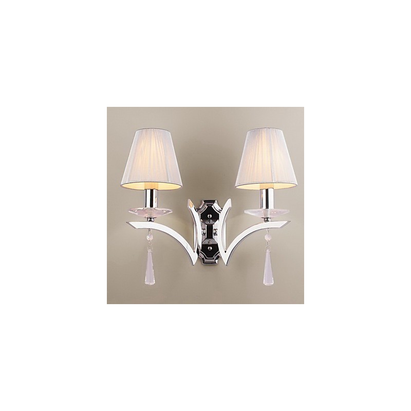 Applique murale élégante avec 2 lumières décorées de gouttes de cristal