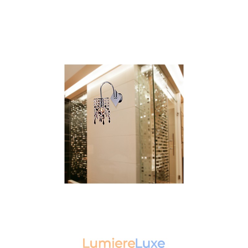 Applique murale avec élégante goutte de cristal
