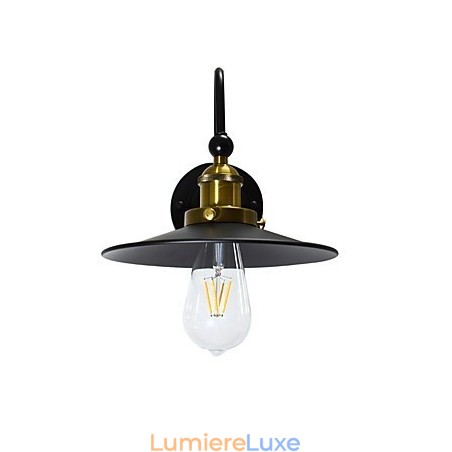 Applique murale en fer forgé, lampe sabre laser noire muette sur le mur Applique murale en fer forgé, lampe sabre laser noire muette sur le mur