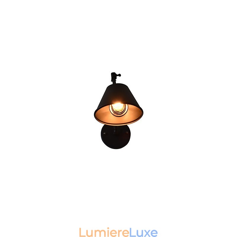 Applique murale en fer forgé, lampe sabre laser noire muette sur le mur
