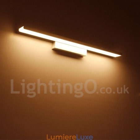 Lampe de salle de bain IPMirror, matériaux en aluminium et appliques murales en acrylique, éclairage de maquillage Lampe de salle de bain IPMirror, matériaux en aluminium et appliques murales en acrylique, éclairage de maquillage