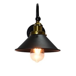 Applique murale en fer forgé, lampe sabre laser noire muette sur le mur