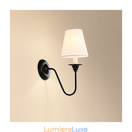 Applique murale rustique avec finition en oxyde noir pour la protection des yeux et la lumière ambiante Applique murale rustique avec finition en oxyde noir pour la protection des yeux et la lumière ambiante