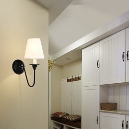 Applique murale rustique avec finition en oxyde noir pour la protection des yeux et la lumière ambiante