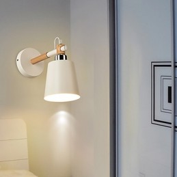 Appliques murales modernes et contemporaines avec lumière ambiante
