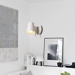Appliques murales modernes et contemporaines avec lumière ambiante