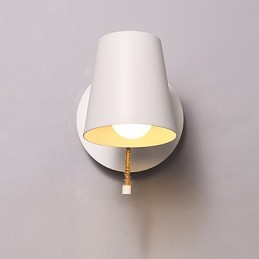 Appliques murales modernes et contemporaines avec lumière ambiante