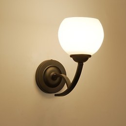 Peinture contemporaine moderne avec lumière ambiante, appliques murales