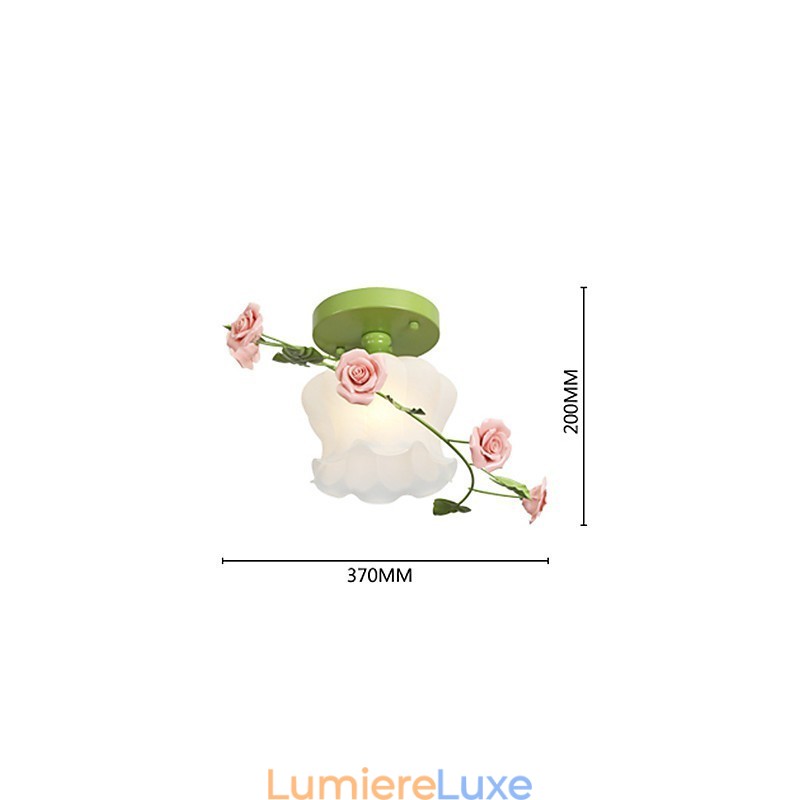 Saint-Valentin Les fleurs et plantes de la roseraie absorbent la lumière du dôme