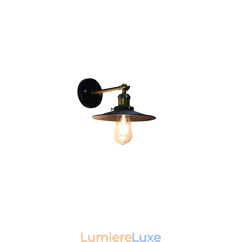 Applique murale simple en fer avec sabre laser noir muet