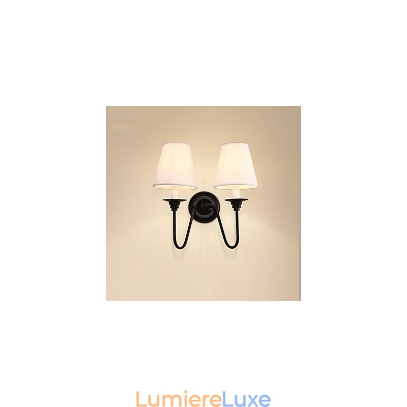 Applique murale rustique avec finition en oxyde noir pour la protection des yeux et la lumière ambiante