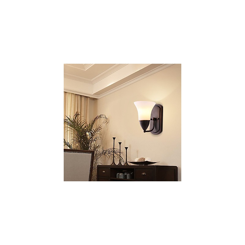 Applique murale rustique avec finition en oxyde noir pour la protection des yeux et la lumière ambiante