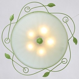 Les fleurs et plantes du jardin de la Saint-Valentin absorbent la lumière du dôme