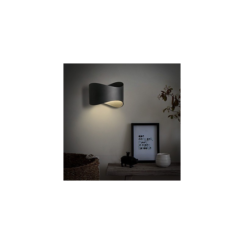 Applique murale contemporaine moderne en oxyde noir pour éclairage d'ambiance de style mini