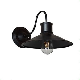 Applique murale en fer forgé, lampe sabre laser noire muette sur le mur