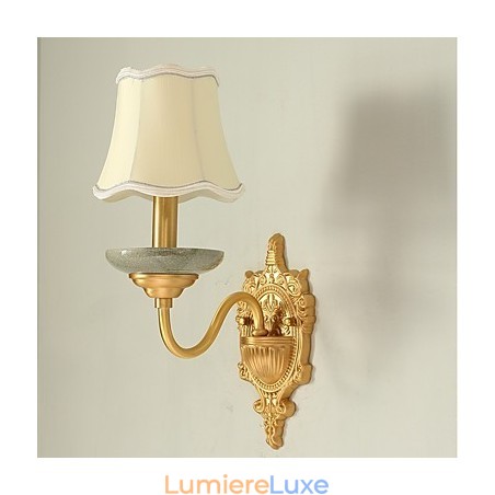 Applique murale simple, traditionnelle et classique en laiton, style mini Applique murale simple, traditionnelle et classique en laiton, style mini