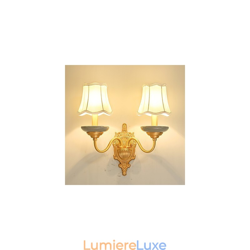 Applique murale en laiton classique, style mini, style traditionnel et rustique
