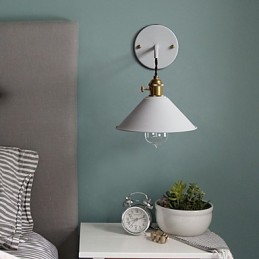 Applique murale industrielle simple de petite taille, style vintage rétro, style village, luminaire mural en métal pour allée