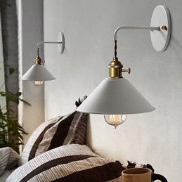 Applique murale industrielle simple de petite taille, style vintage rétro, style village, luminaire mural en métal pour allée