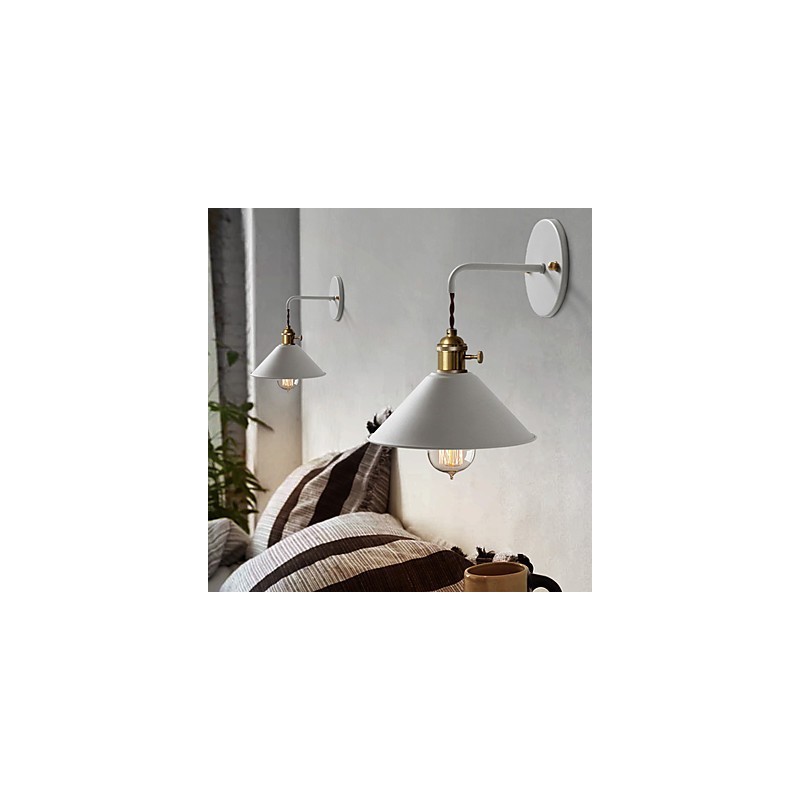 Applique murale industrielle simple de petite taille, style vintage rétro, style village, luminaire mural en métal pour allée