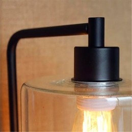 Finition en oxyde noir rustique pour éclairage d'ambiance à bras pivotant