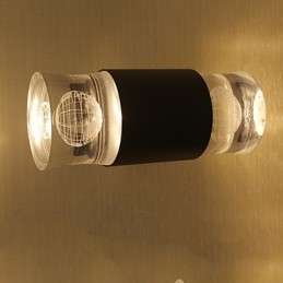 Fonction simple intégrée pour les appliques murales à lumière ambiante
