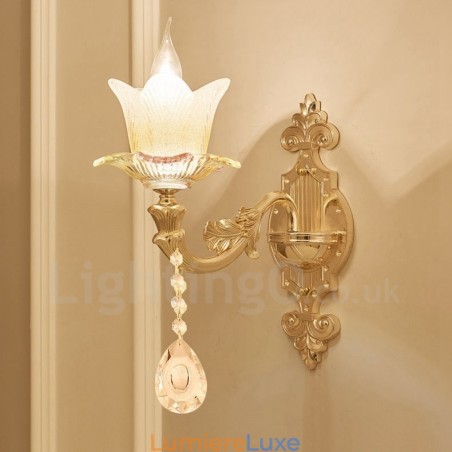 Applique murale d'intérieur en métal à lumière unique, style traditionnel classique, pour salon, salle à manger, chambre à coucher Applique murale d'intérieur en métal à lumière unique, style traditionnel classique, pour salon, salle à manger, chambre à coucher
