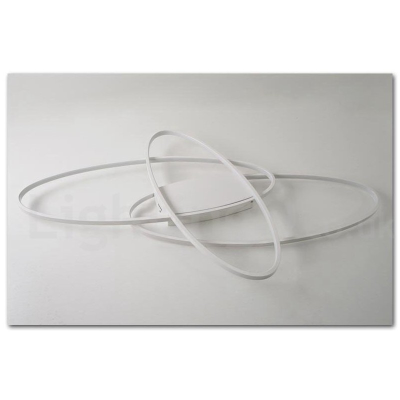 Plafonnier ovale moderne et contemporain en aluminium à intensité variable, idéal pour un salon, une chambre ou une applique murale.