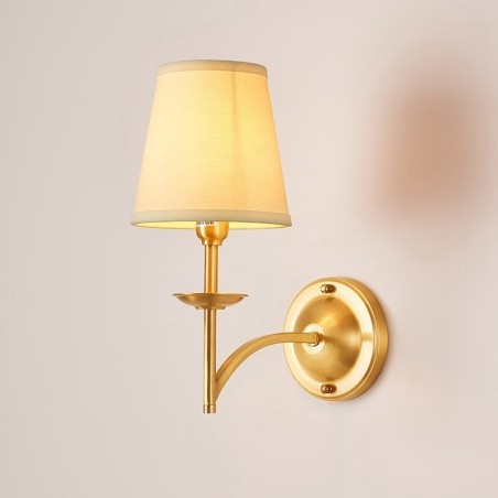 Applique murale luxueuse en laiton pur, style rustique rétro vintage, 1 lumière, avec abat-jour en tissu, idéale pour une chambre d'hôtel, une salle d'exposition, un salon ou une salle à manger. Applique murale luxueuse en laiton pur, style rustique rétro vintage, 1 lumière, avec abat-jour en tissu, idéale pour une chambre d'hôtel, une salle d'exposition, un salon ou une salle à manger.