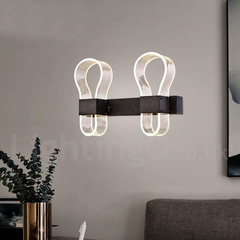 Applique murale moderne avec abat-jour en acrylique pour chambre, couloir ou allée